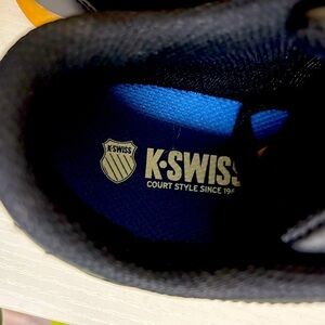 New never worn.‎ K Swiss sneakers